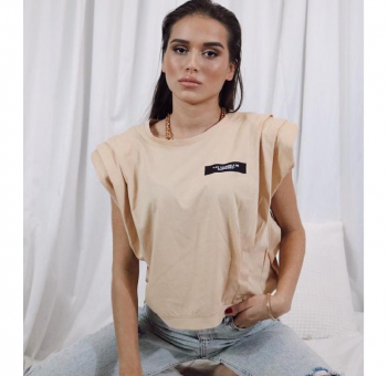 Tricou cu umeri oversized